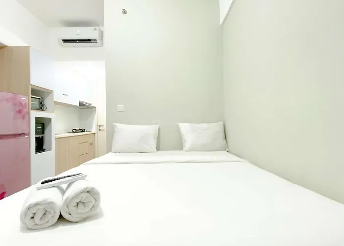 Good Choice And Comfy Studio Springlake Summarecon Bekasi Apartment By Travelio