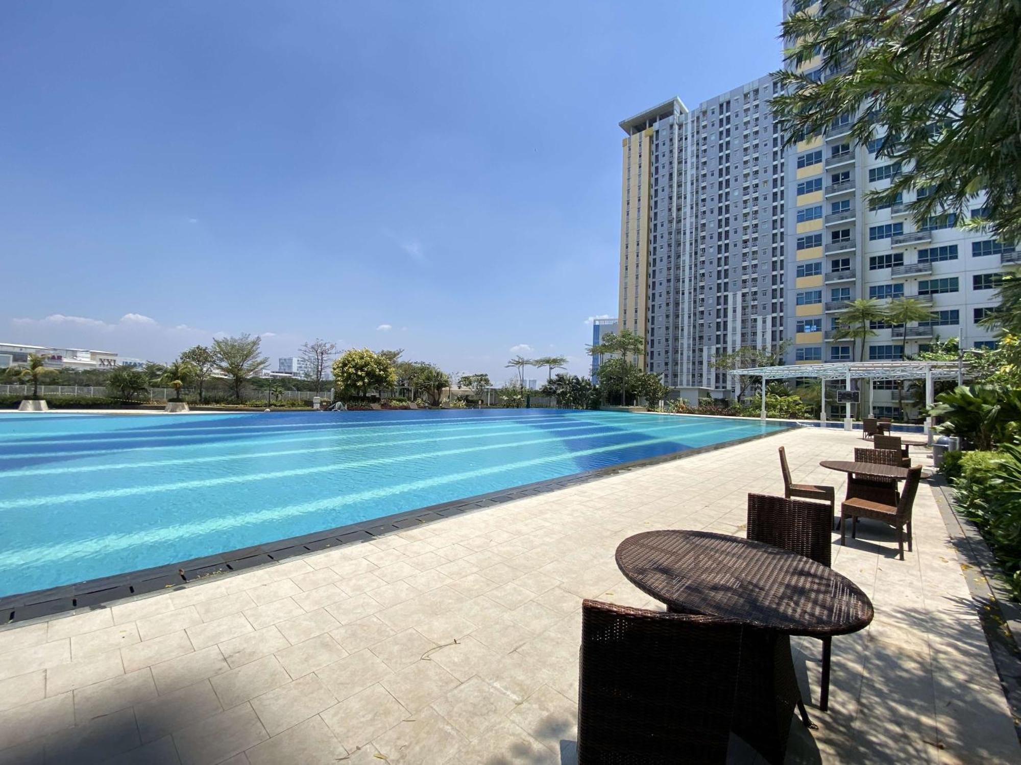 Good Choice And Comfy Springlake Summarecon By Travelio Apartemen Bekasi