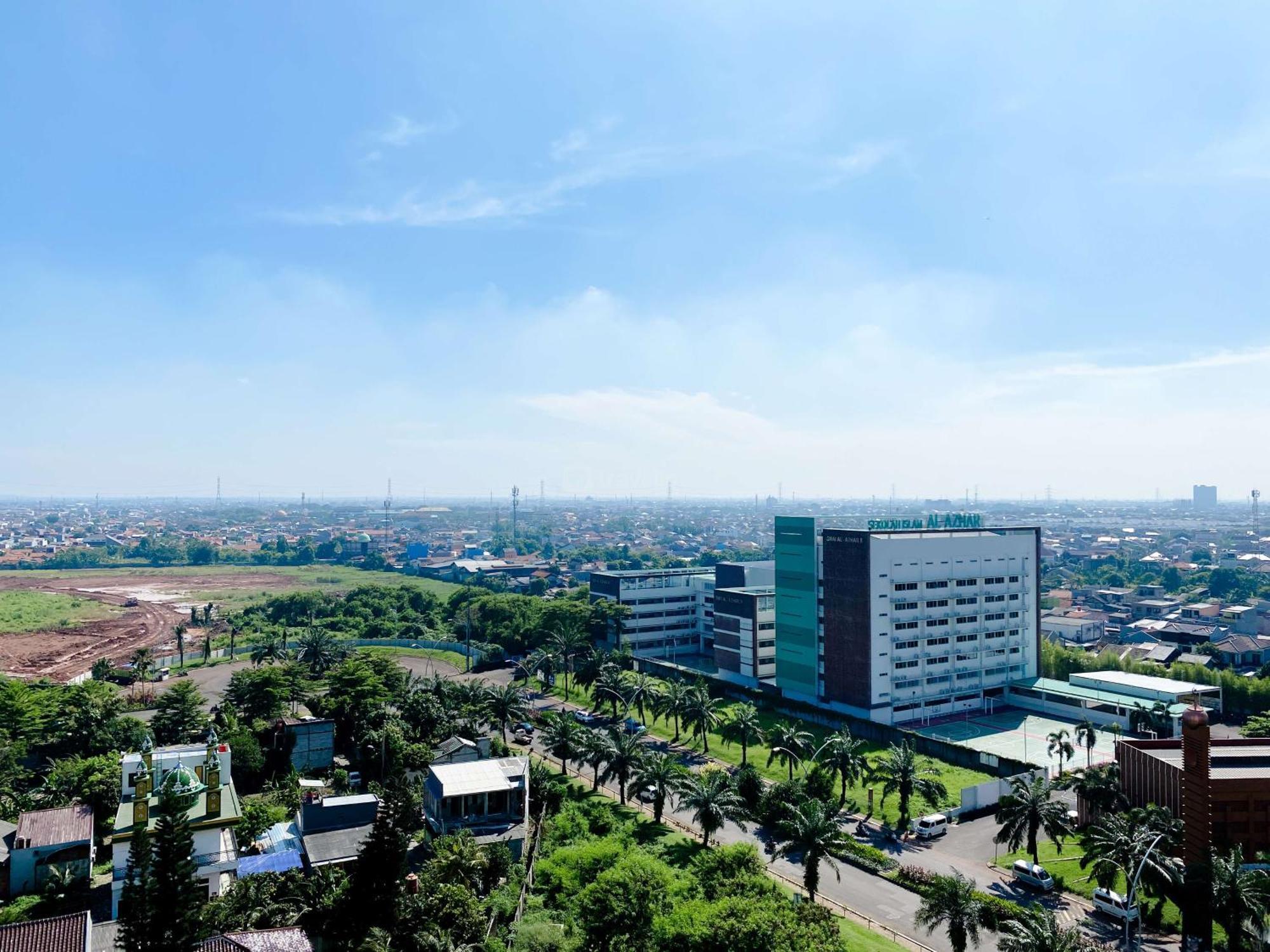 Good Choice And Comfy Springlake Summarecon By Travelio Bekasi